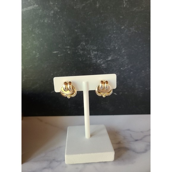 Vintage Coro Gold Tone Screwback Earrings - Picture 6 of 10